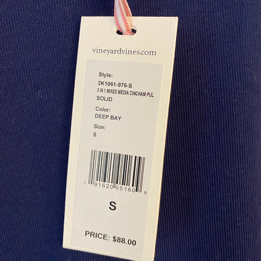 Vineyard Vines Top/Sweater, size small NWT, - Picture 4 of 7